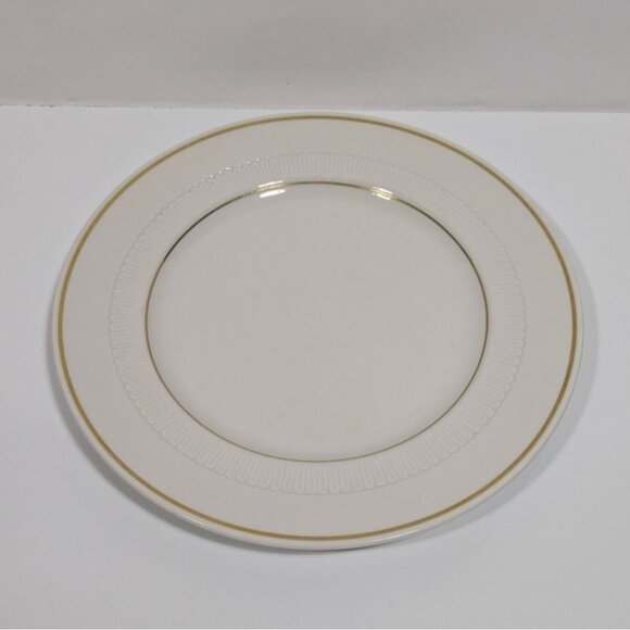 Syracuse China White Dinner Plate With Gold Trim 10.75" Ceramic Elegant Design - Picture 1 of 9